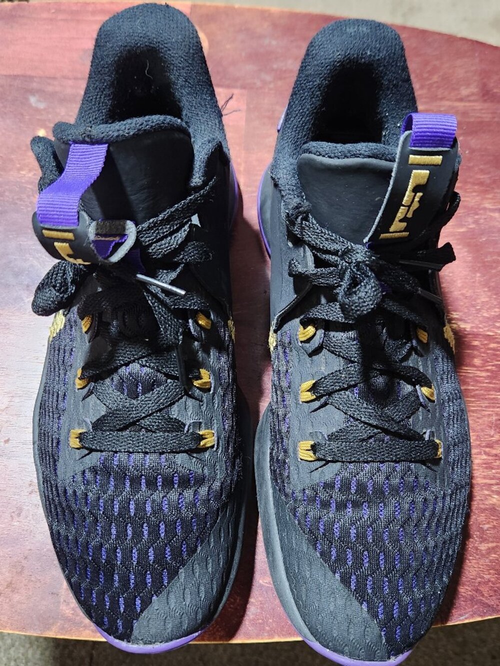 Nike LeBron Witness 5 'Lakers'
